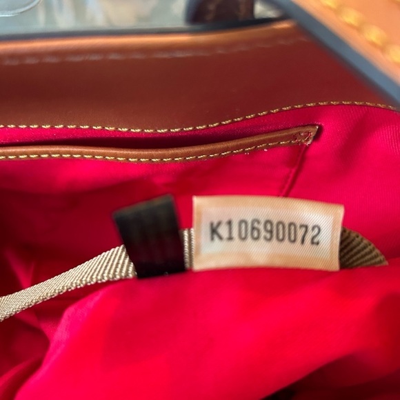 Dooney & Bourke NWT Aston Tote Gretta Novelty Blue Large Tote - Picture 9 of 12